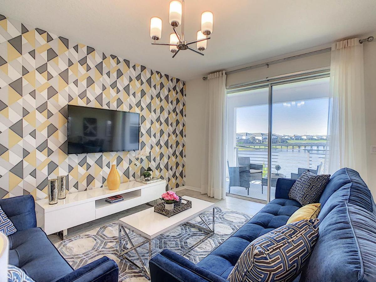 3131 Paradox Cir Unit 203 Apartamento